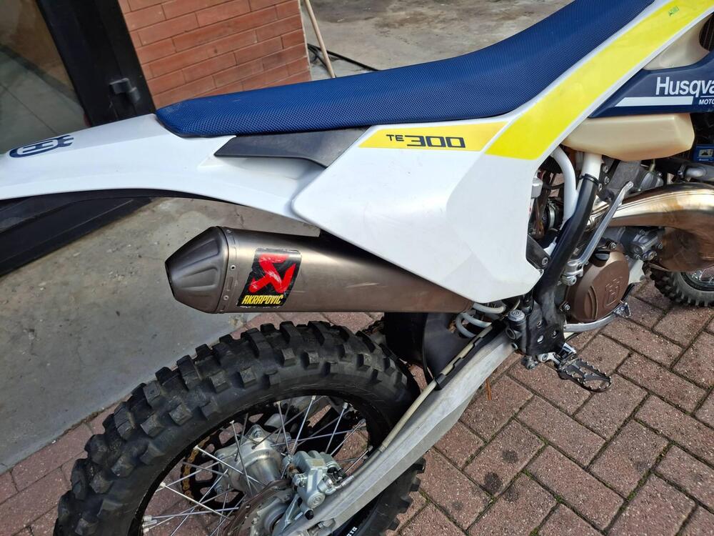 Husqvarna TE 300 (2017) (3)