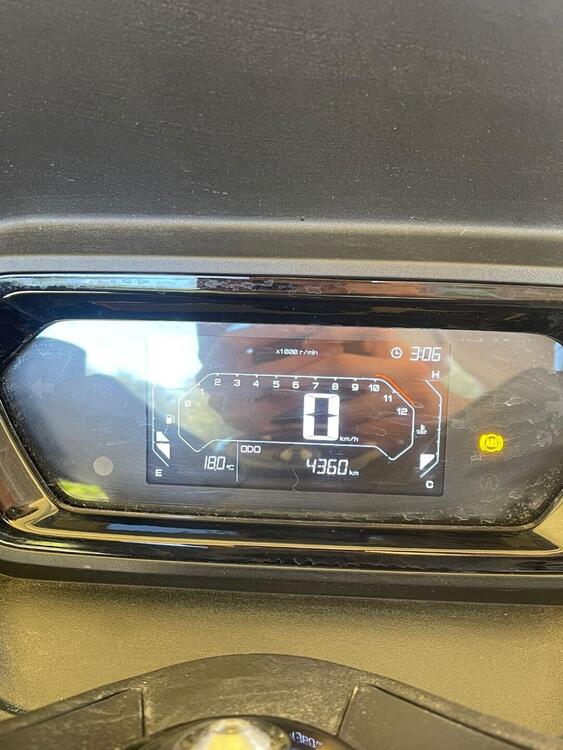 Yamaha X-Max 125 (2021 - 24) (5)