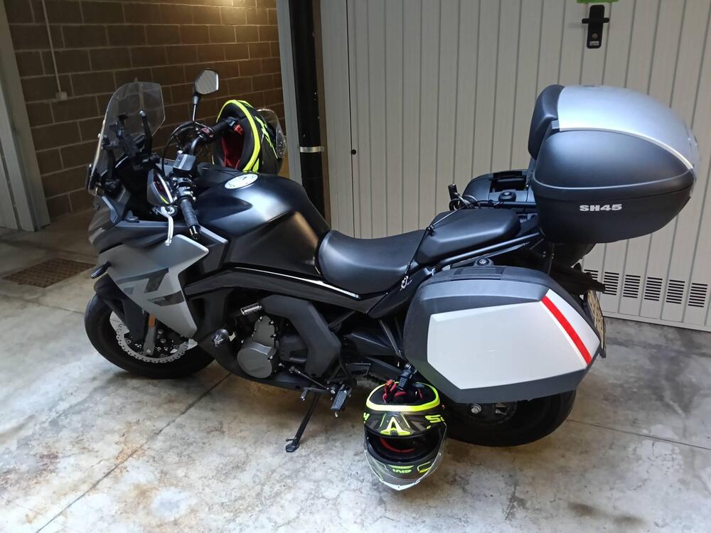 CFMOTO 650GT (2021 - 25) (2)