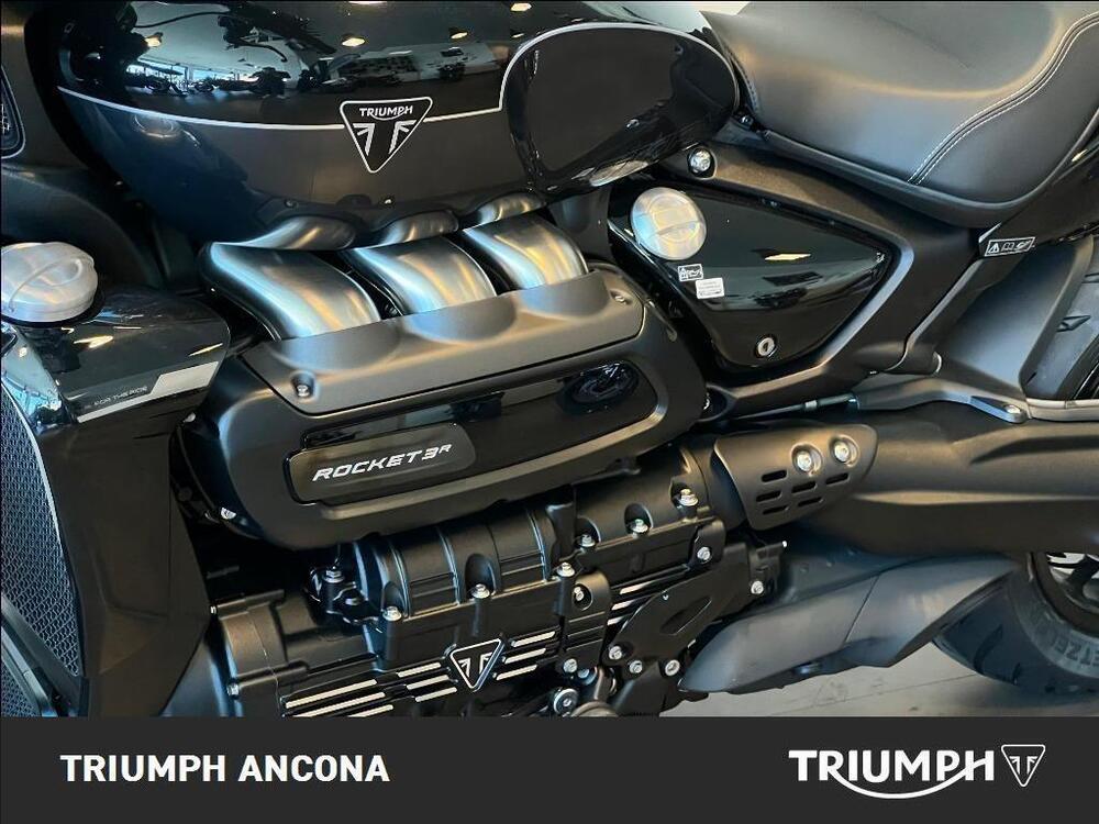 Triumph Rocket 3 Storm R (2024 - 25) (2)