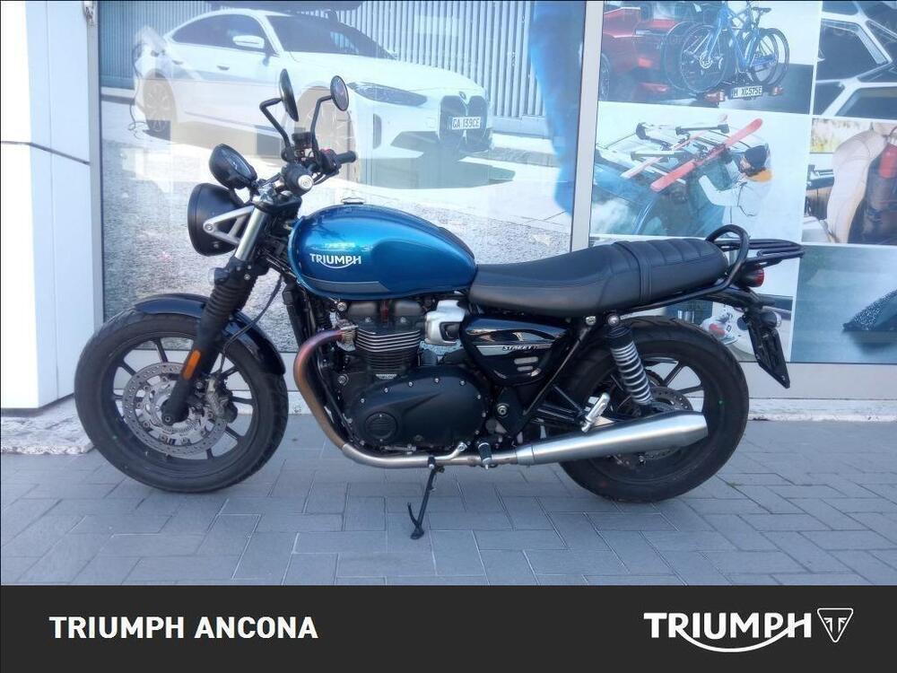 Triumph Street Twin 900 (2021 - 22) (2)