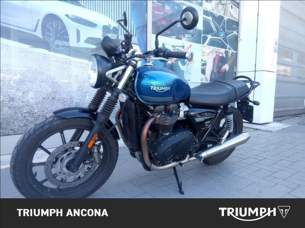 Triumph Street Twin 900 (2021 - 22)