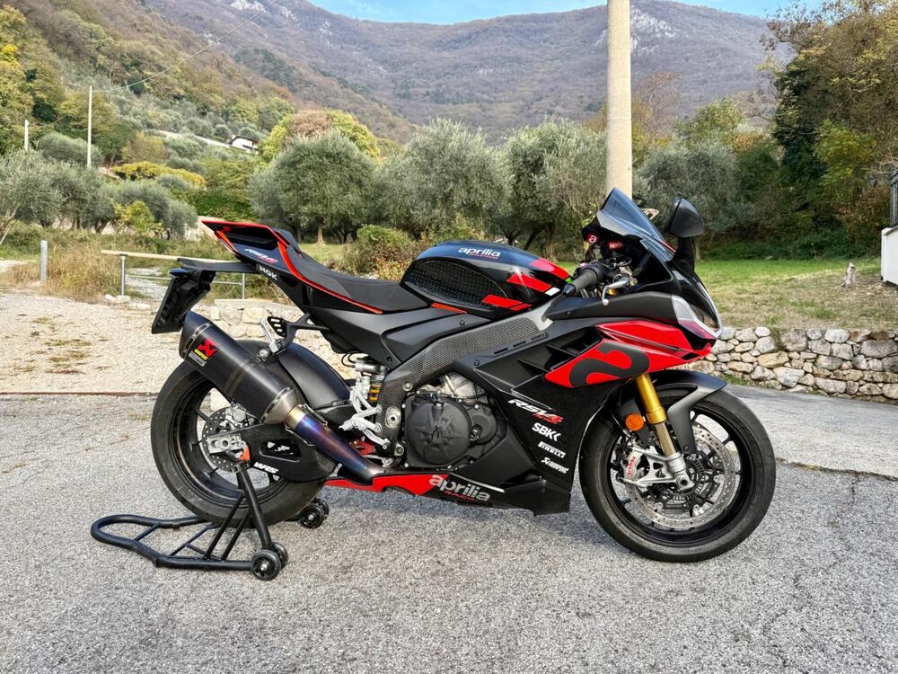 Aprilia RSV4 1100 Factory (2021 - 24)