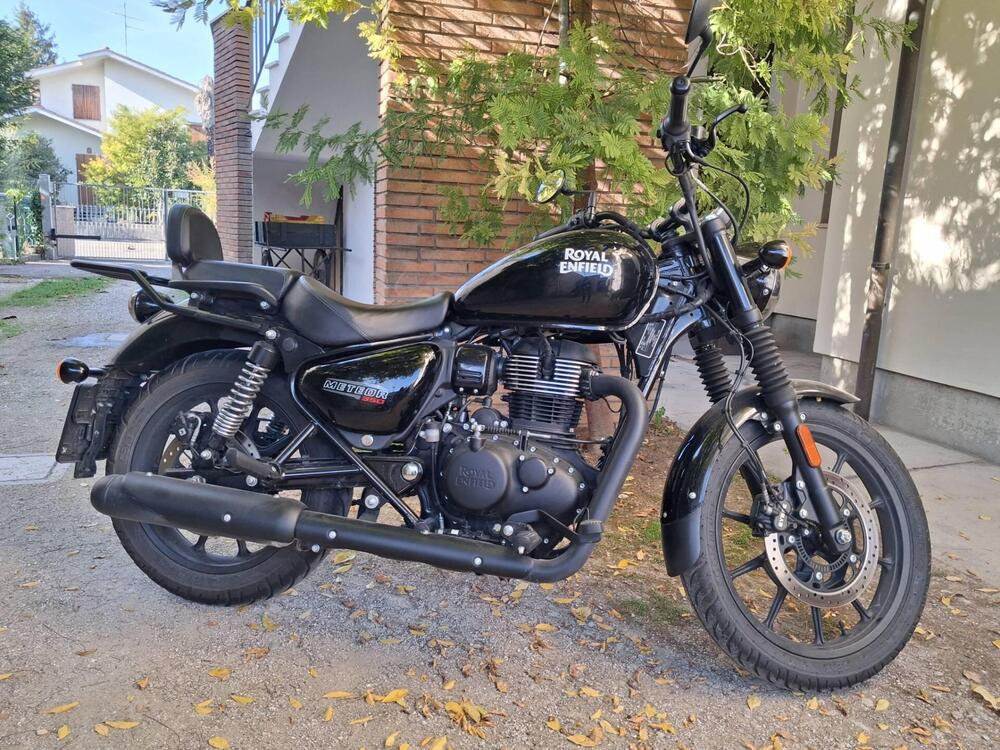 Royal Enfield Meteor 350 Fireball (2021 - 25) (3)