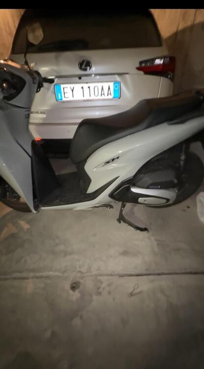 Honda SH 125i (2024 - 25) (4)