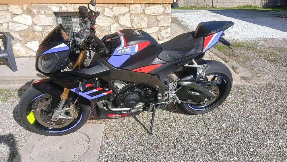 Aprilia Tuono V4 R APRC (2011 - 13) (3)