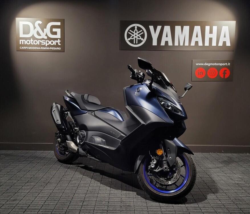 Yamaha T-Max 560 (2022 - 24) (3)