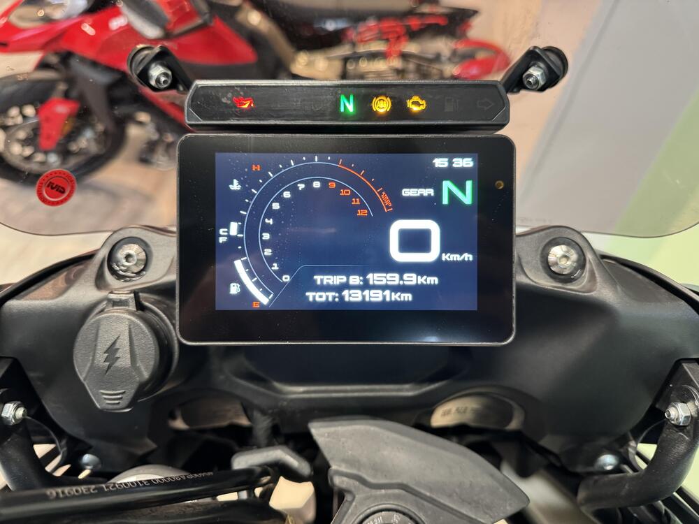 Benelli TRK 702 (2023 - 25) (2)