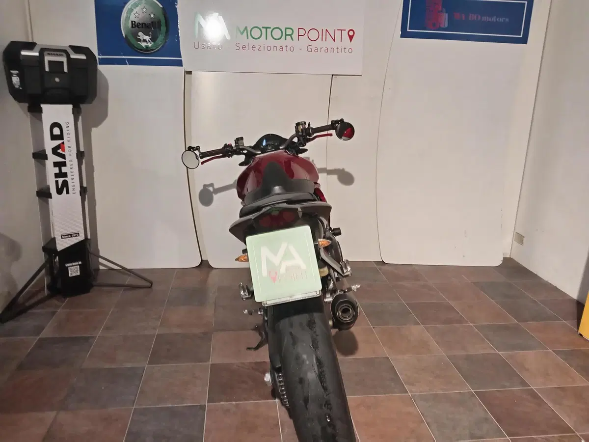 Honda CB 1000 R (2008 - 10) (4)