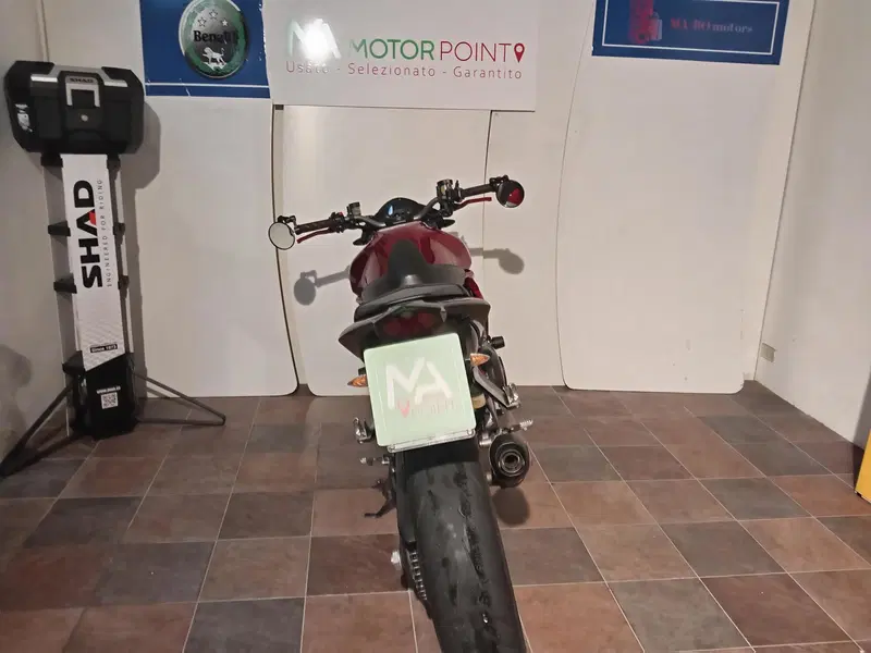 Honda CB 1000 R (2008 - 10) (4)