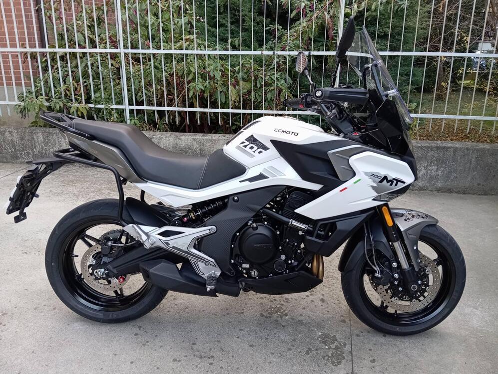 CFMOTO 700MT (2024 - 25)