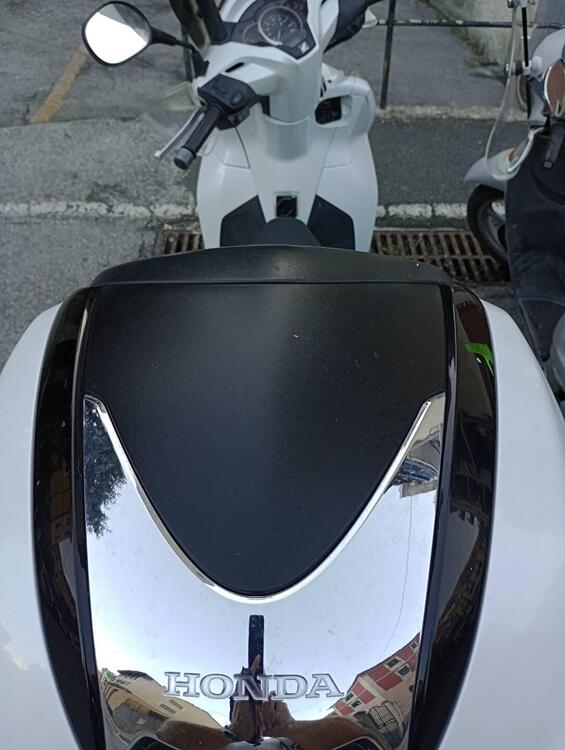 Honda SH 300 i ABS (2016 - 20) (4)