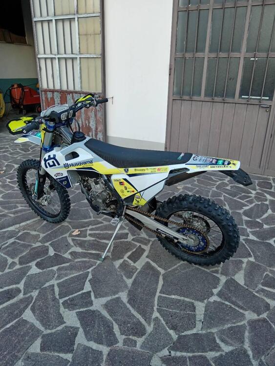 Husqvarna FE 250 (2022) (3)