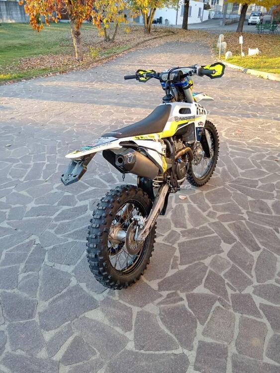 Husqvarna FE 250 (2022) (4)