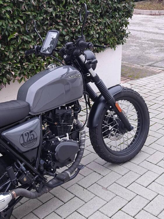 Brixton Motorcycles Cromwell 125 CBS (2021 - 25) (4)