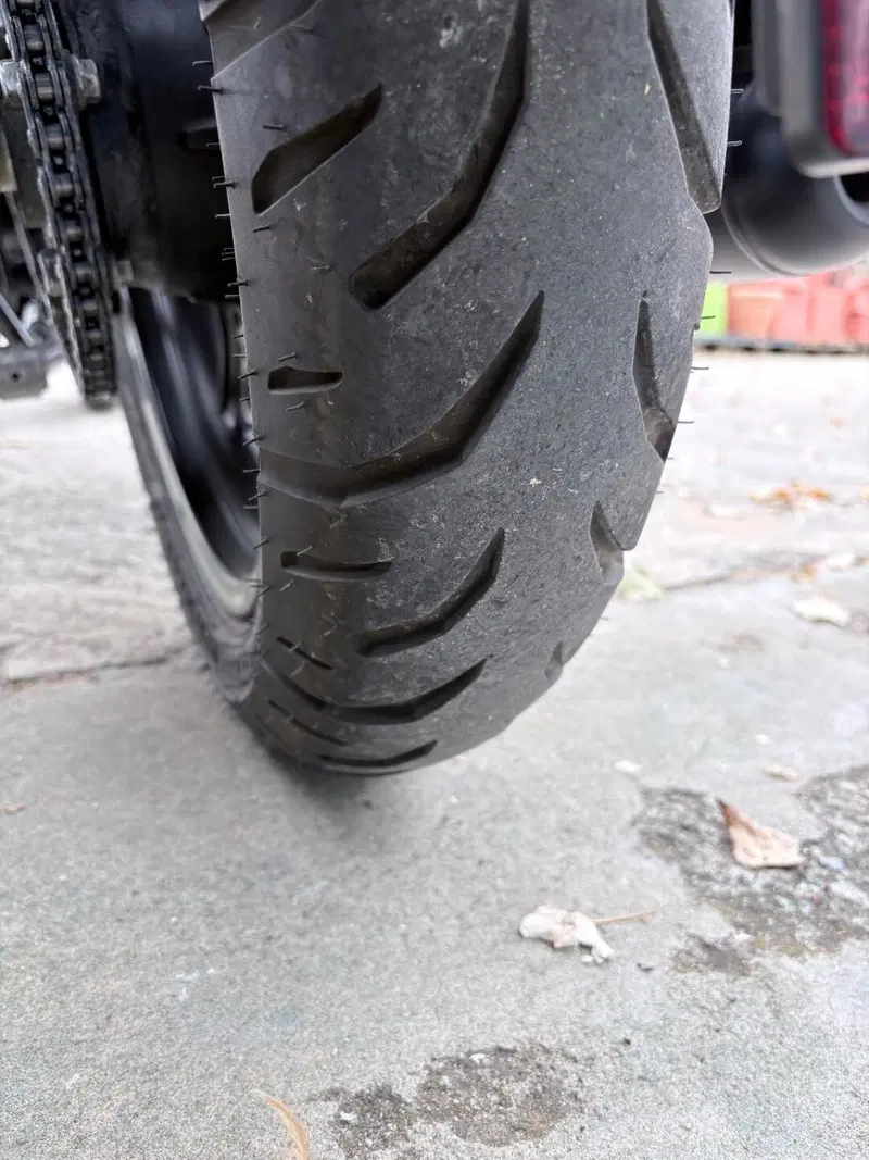 Royal Enfield Meteor 350 (2021 - 26) (8)
