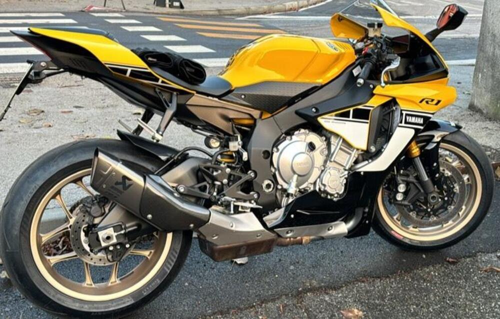 Yamaha YZF R1 60th Anniversary (2015 - 16) (2)