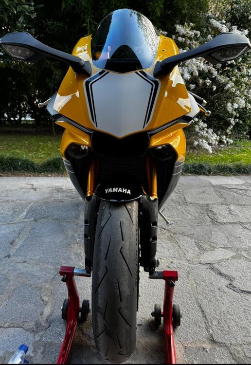 Yamaha YZF R1 60th Anniversary (2015 - 16) (3)