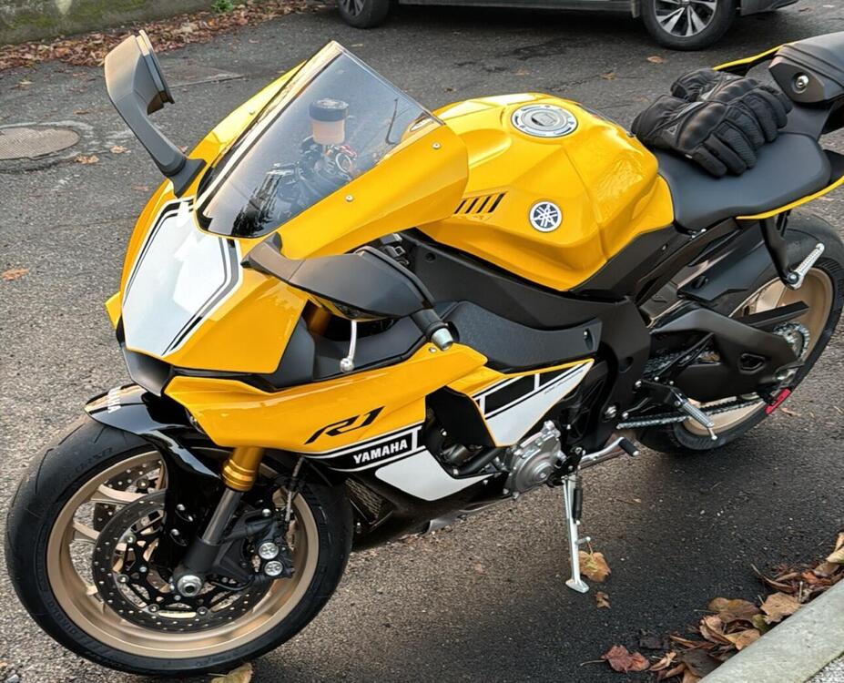 Yamaha YZF R1 60th Anniversary (2015 - 16) (4)