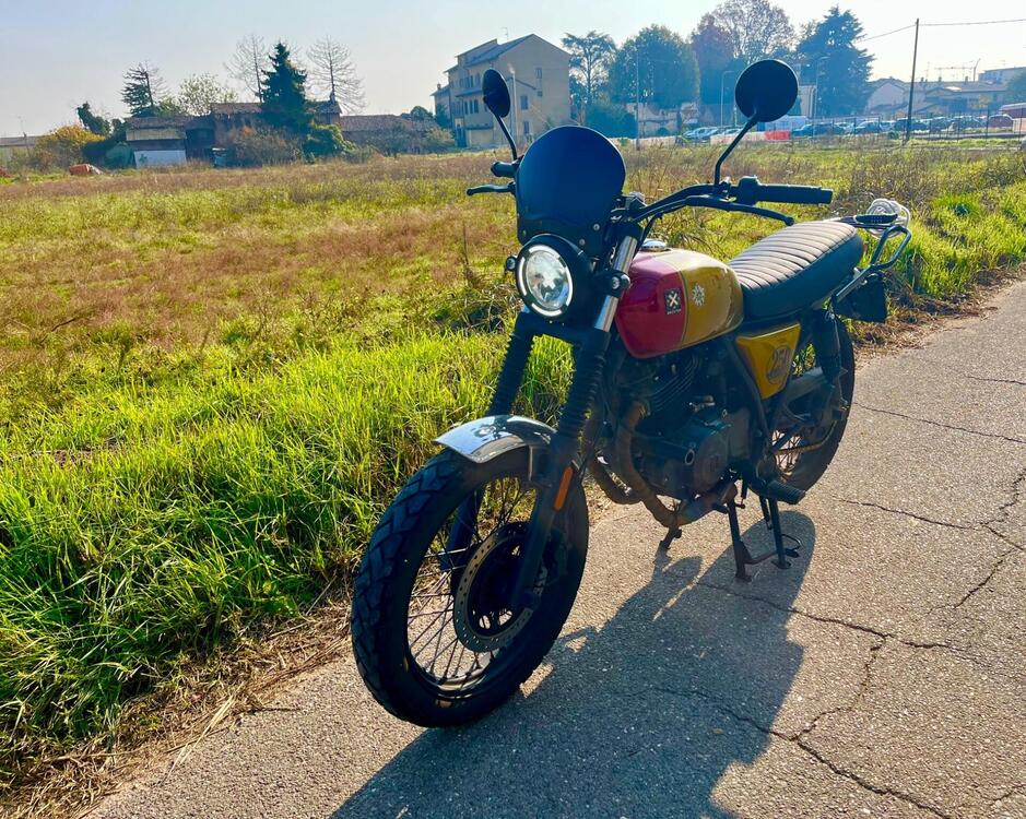 Brixton Motorcycles Cromwell 250 (2021 - 25) (2)