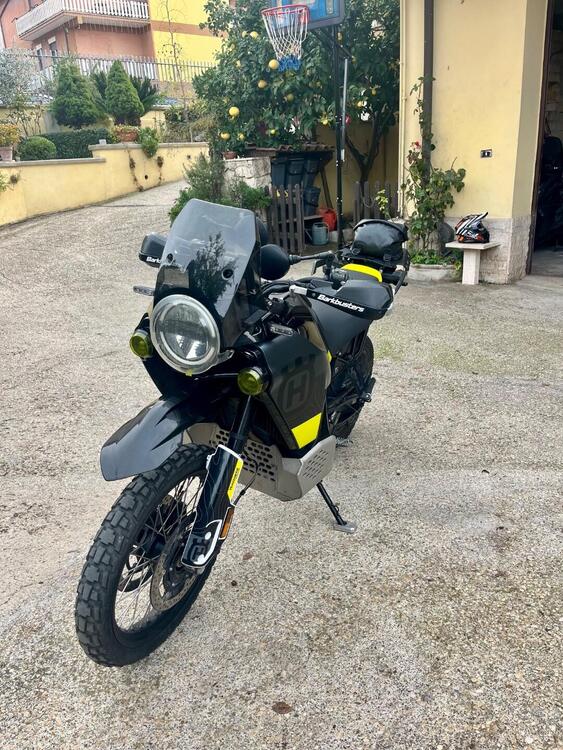 Husqvarna Norden 901 (2022 - 25) (3)