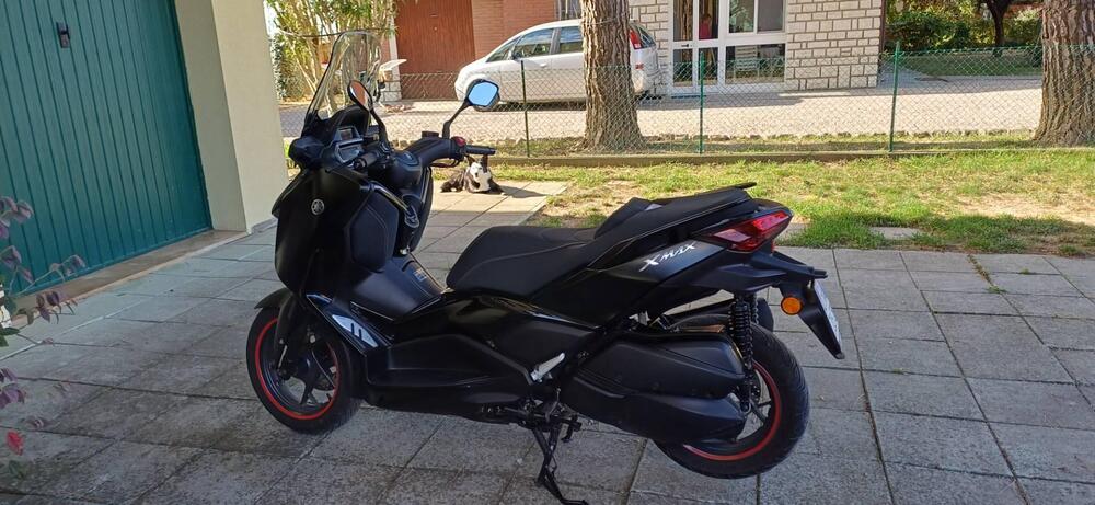 Yamaha X-Max 300 Tech Max (2021 - 24) (4)