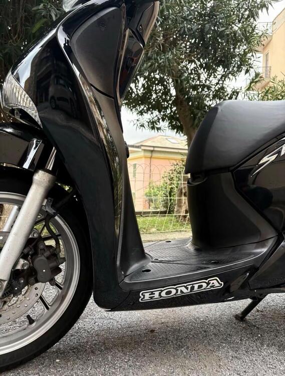 Honda SH 125 i ABS (2013 - 17) (2)