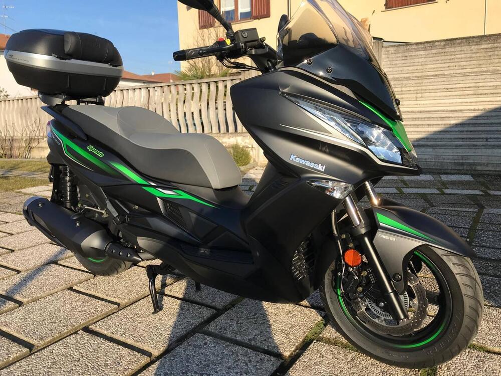 Kawasaki J 300 (2017 - 21) (3)