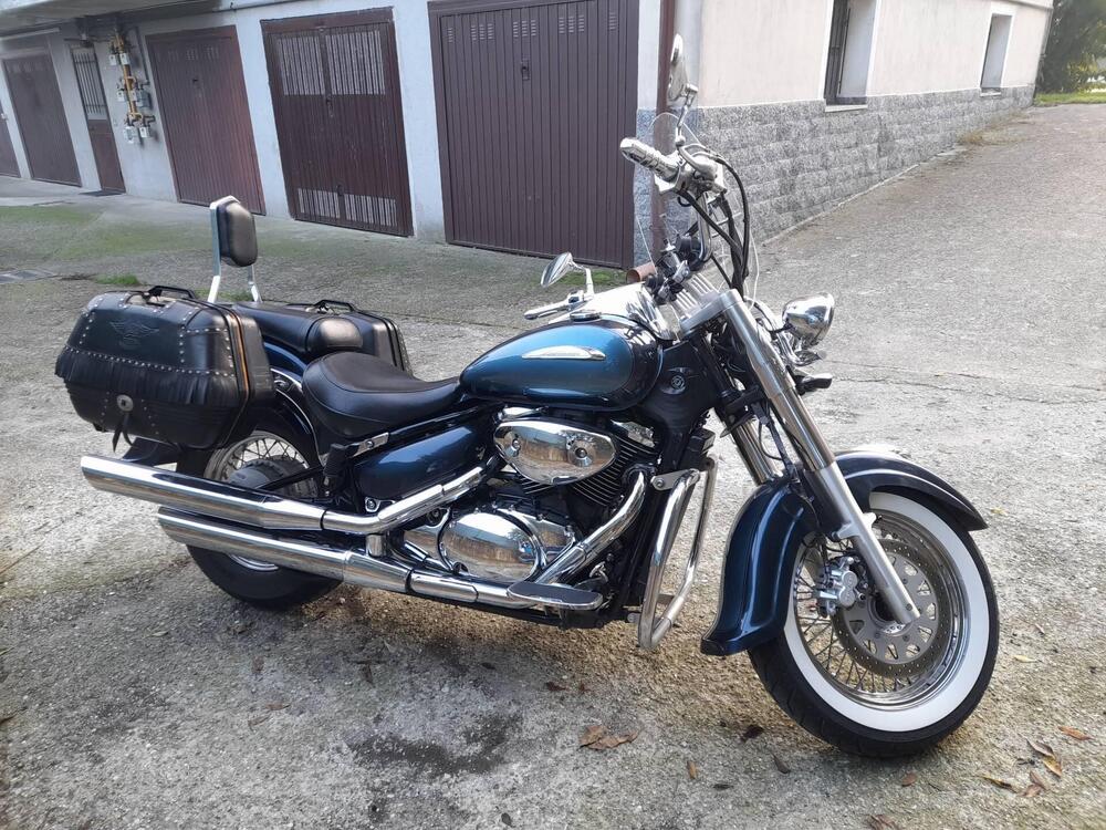 Suzuki VL 800 Intruder Volusia (2000 - 04) (2)