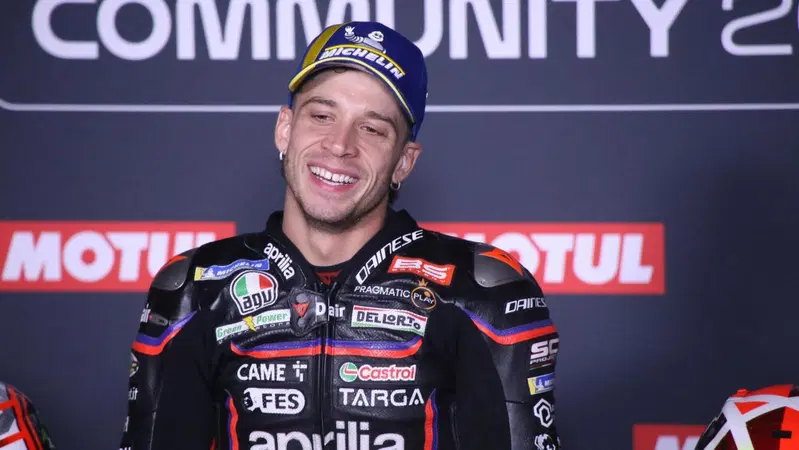 MotoGP 2025. GP di Valencia. Marco Bezzecchi: "Alla mia stagione do un 6 e mezzo. Che consiglio darei a Jorge Martin? Solo di girare"