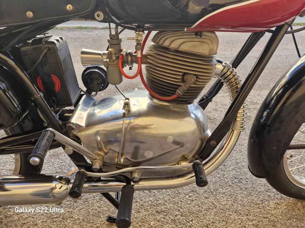 Gilera 150 Sport (3)