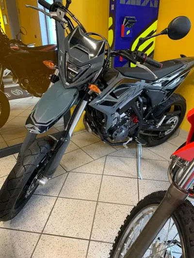 Betamotor RR 125 4T Motard T - X Special Edition (2025 - 26) nuova