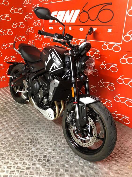 Triumph Trident 660 (2021 - 24) (2)