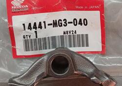 14441mg3040 Bilanciere valvola NX650 Honda