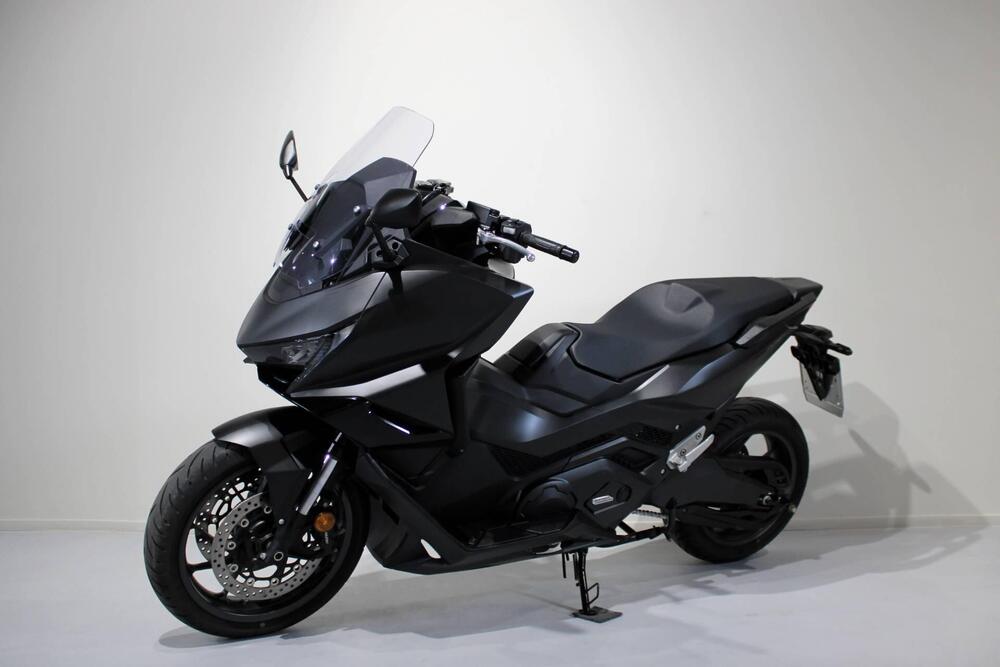 Honda Forza 750 (2025) (3)