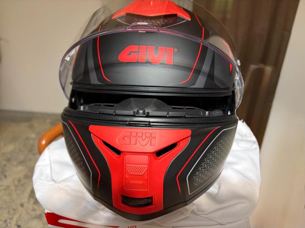 Vendo coppia caschi Givi modello X21 (5)