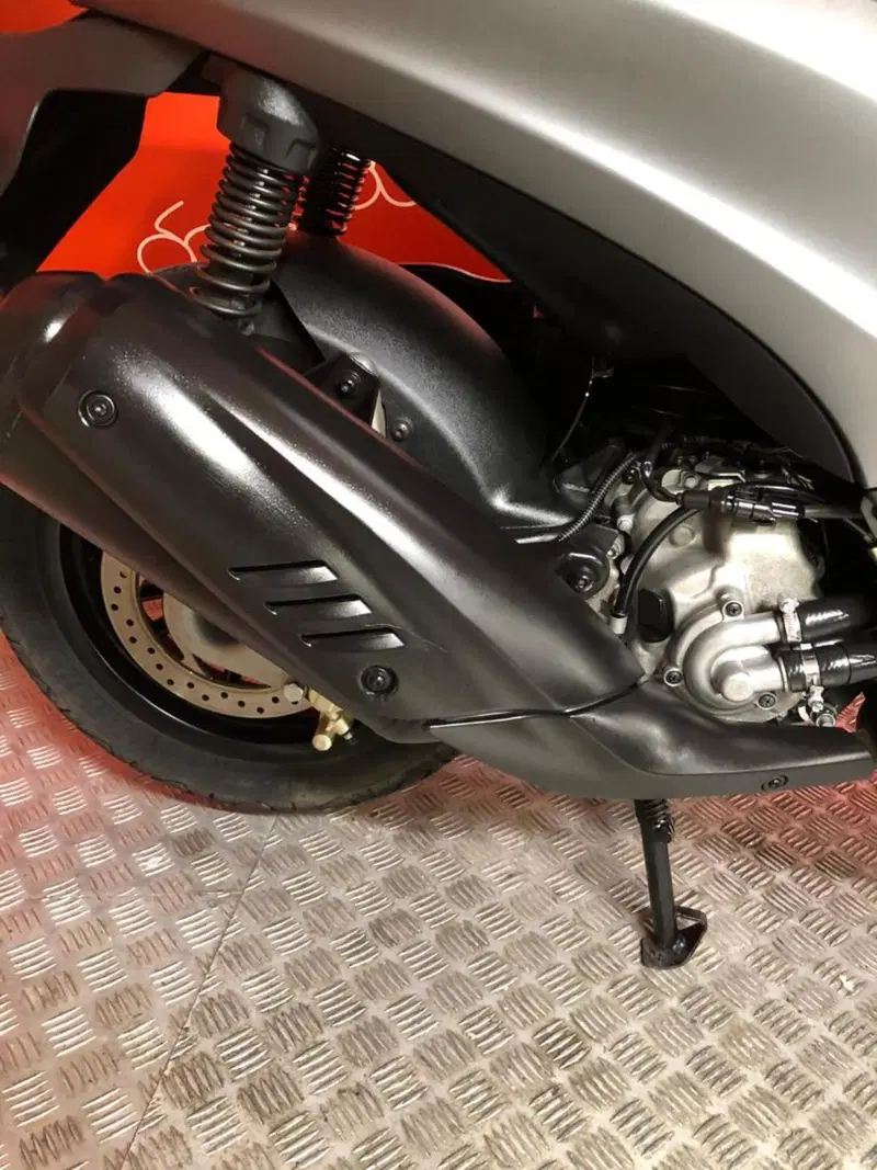 Piaggio Beverly 300 i.e. (2010 - 16) (5)