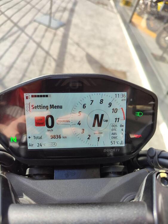 Ducati Monster 937 (2021 - 25) (4)