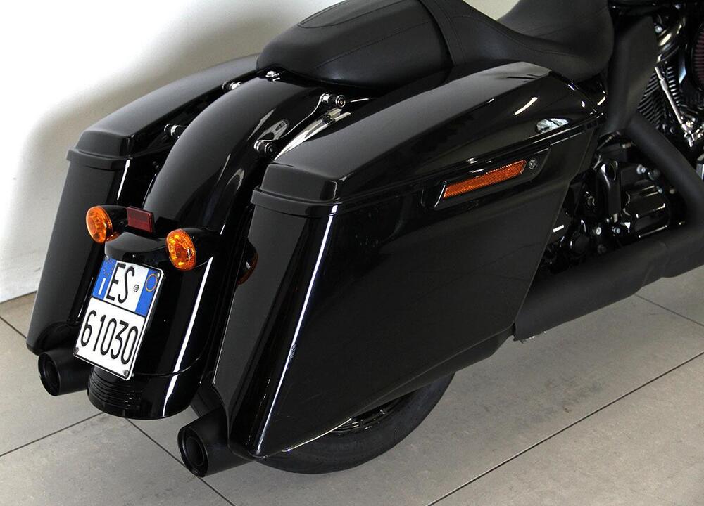 Harley-Davidson 114 Street Glide Special (2019 - 20) - FLHXS (3)