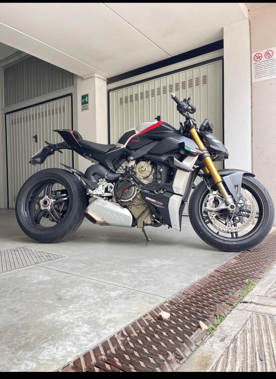Ducati Streetfighter V4 1100 SP (2022) (2)