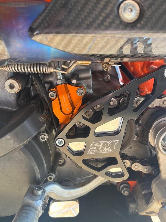 KTM 690 Enduro R (2022 - 25) (5)