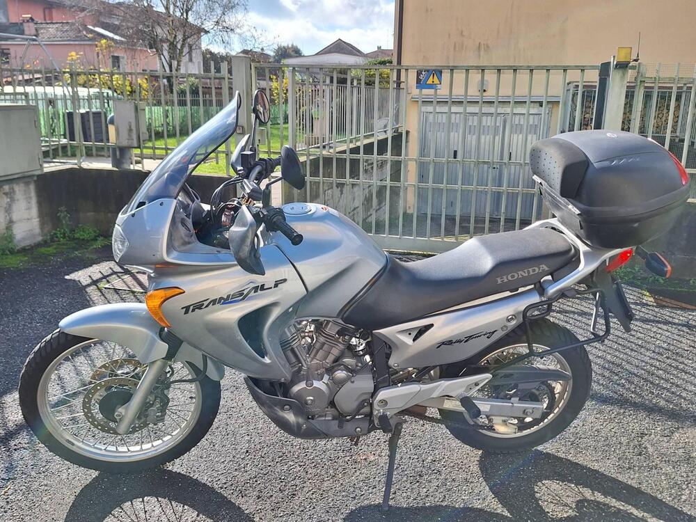 Honda Transalp XL 650V (2000 - 04) (2)