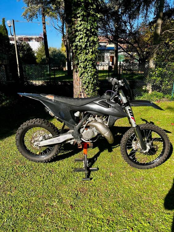 KTM 125 SX (2023) (3)