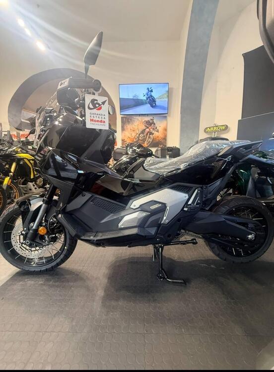 Honda X-ADV 750 (2025) (2)