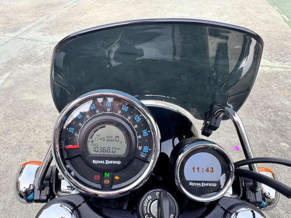 Royal Enfield Meteor 350 Supernova (2021 - 25) (2)