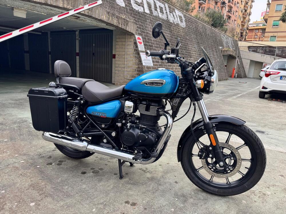 Royal Enfield Meteor 350 Supernova (2021 - 25) (5)