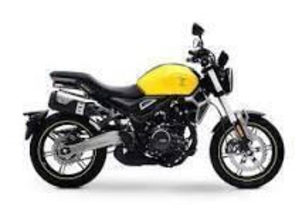 Voge Trofeo 350AC (2022 - 25)