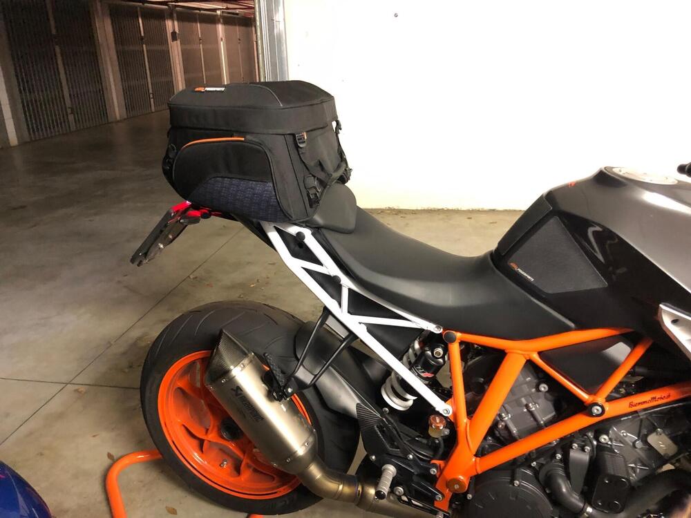 KTM 1290 Super Duke R (2019) (4)
