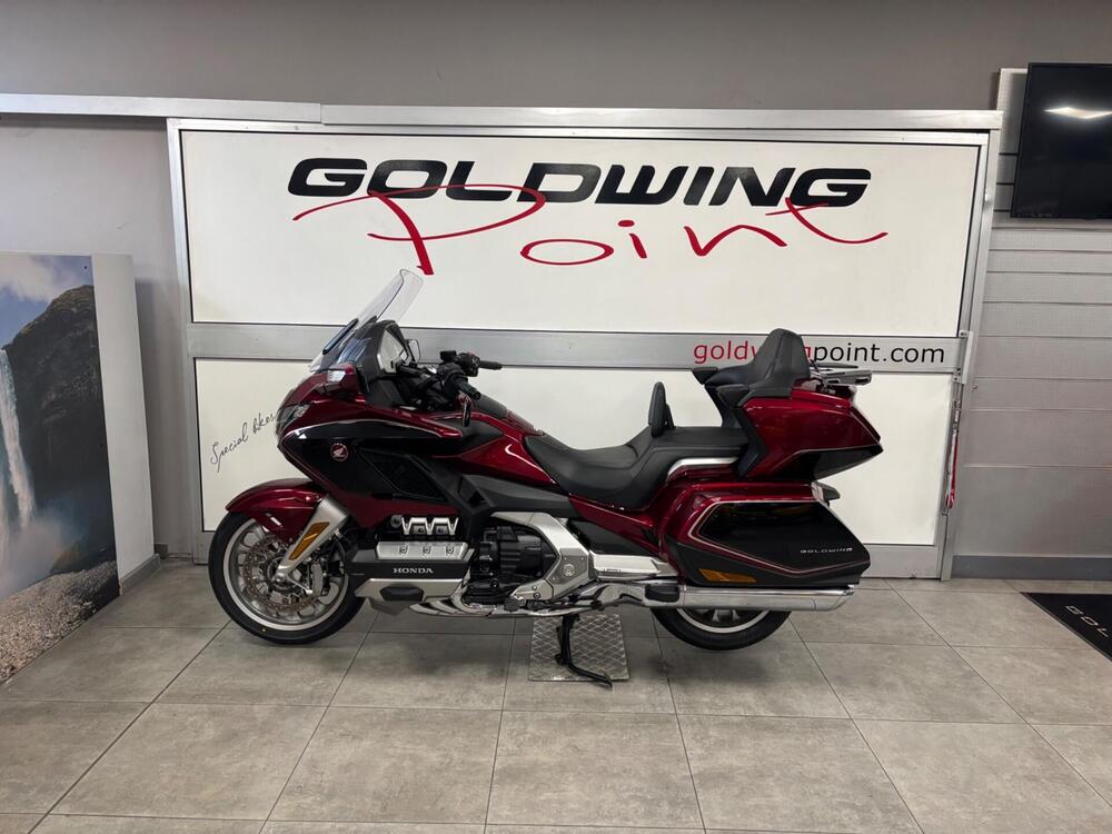 Honda GL 1800 Gold Wing Tour DTC (2018 - 20) (2)