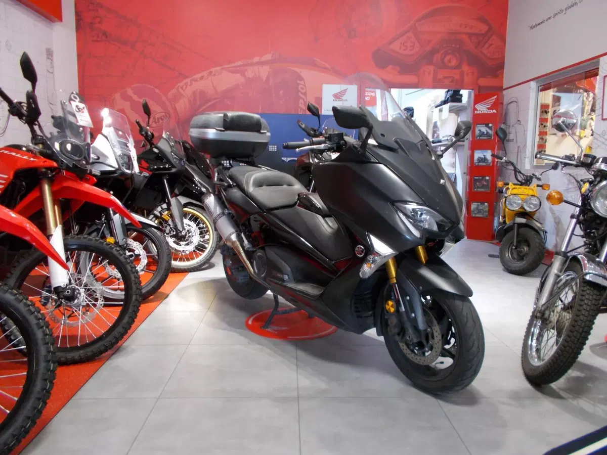 Yamaha T-Max 530 SX (2017 - 19) (8)